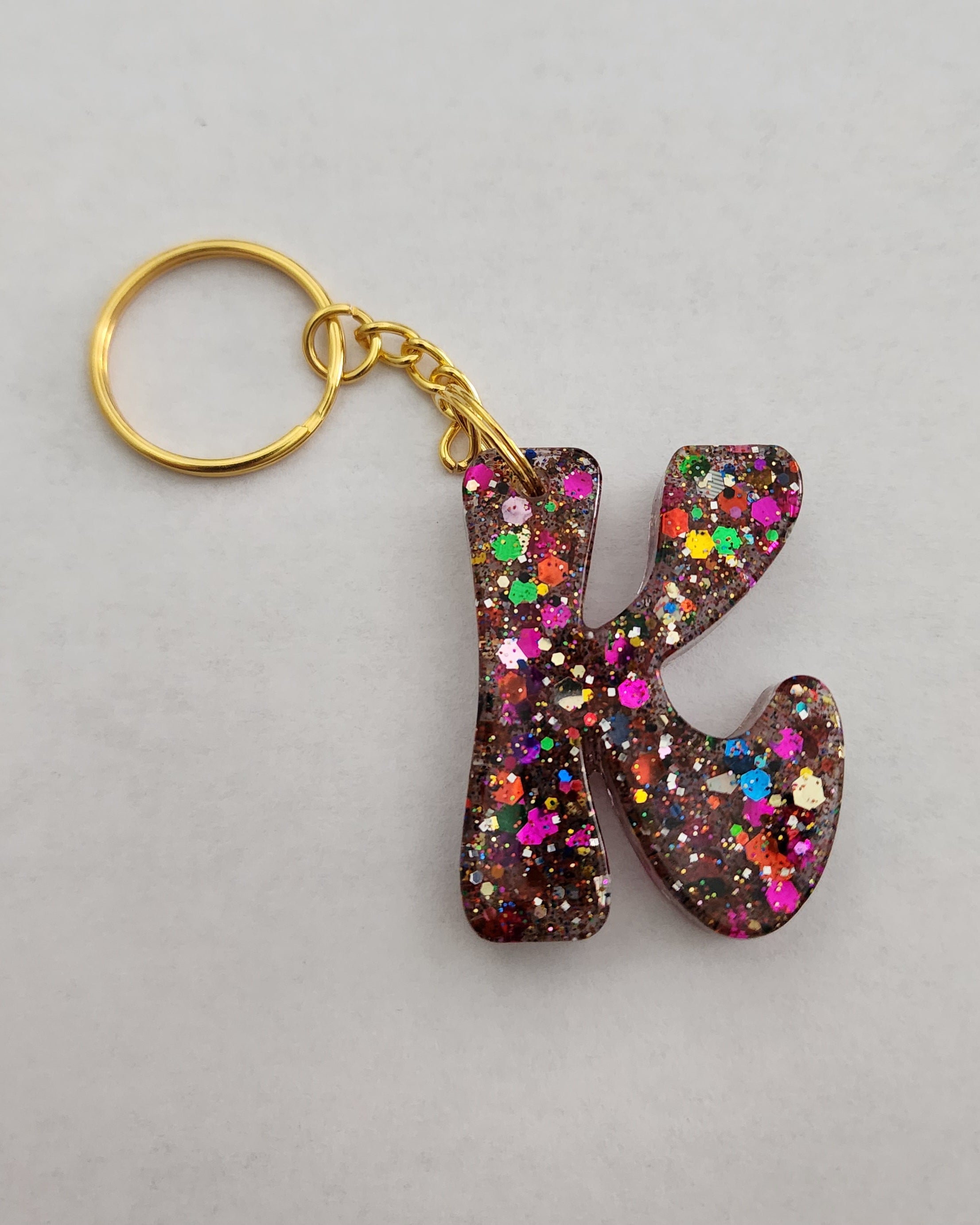 K 'Groovy' Keychain- Rainbow Glitter